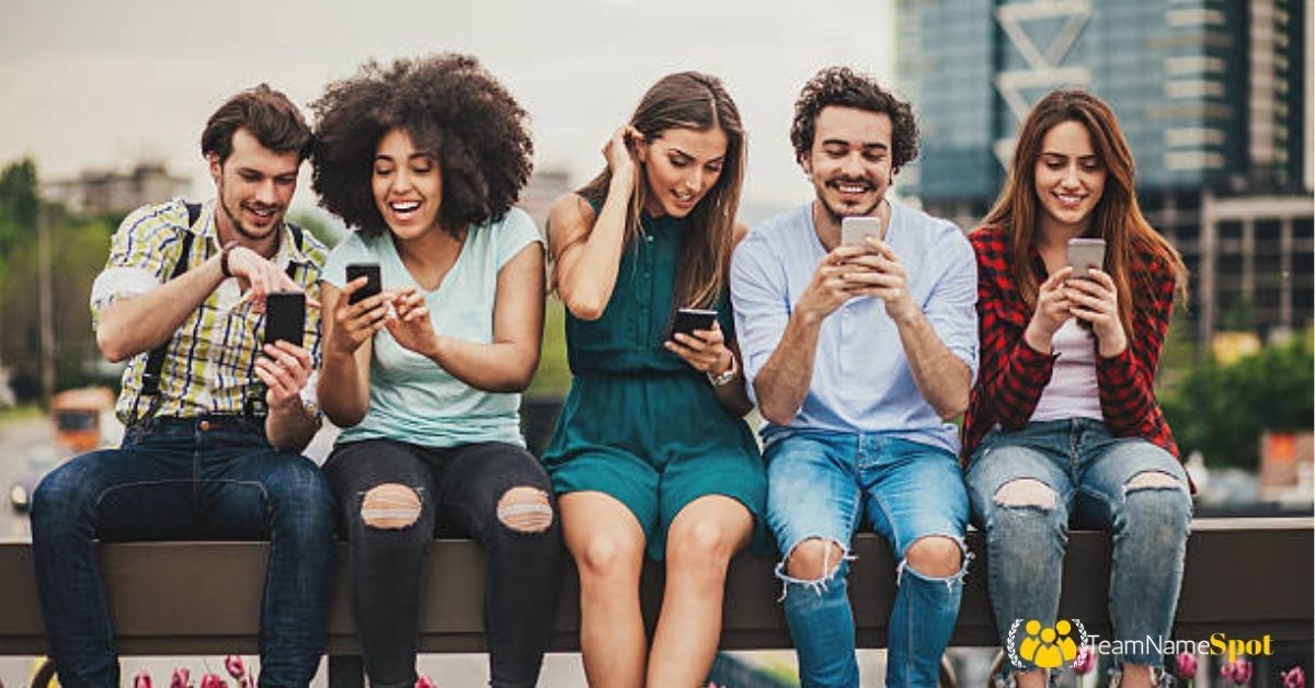 Group Chat Names For 5 Friends